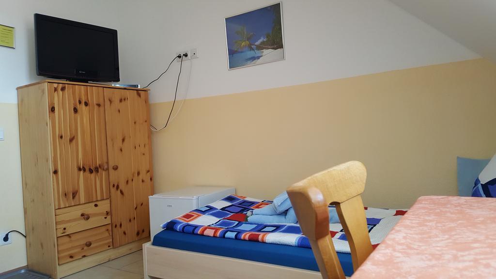 Pension Assmann Лангенбрук Экстерьер фото